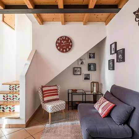 Apartment Attic In Historical Center