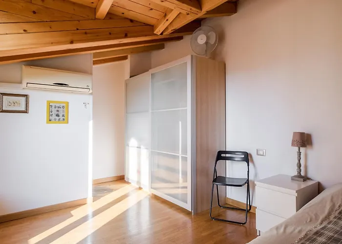 شقة Attic In Historical Center