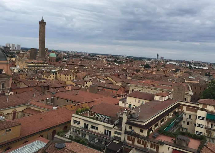 Attic In Historical Center 公寓 *
