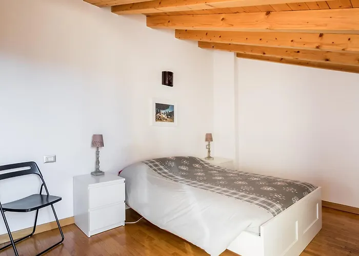 شقة Attic In Historical Center