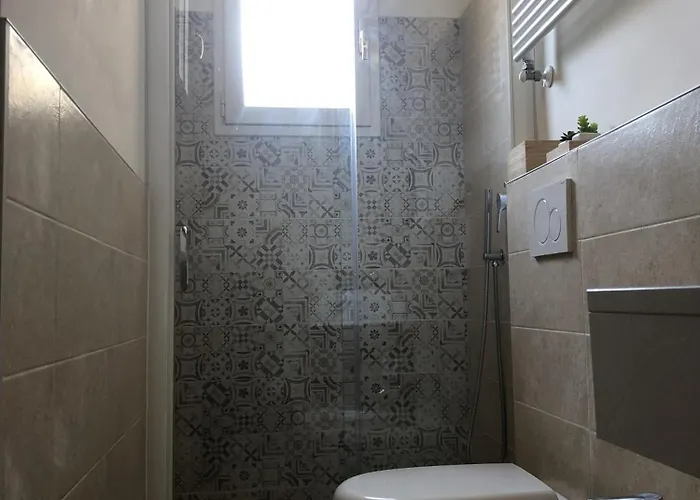 Attic In Historical Center דירה *