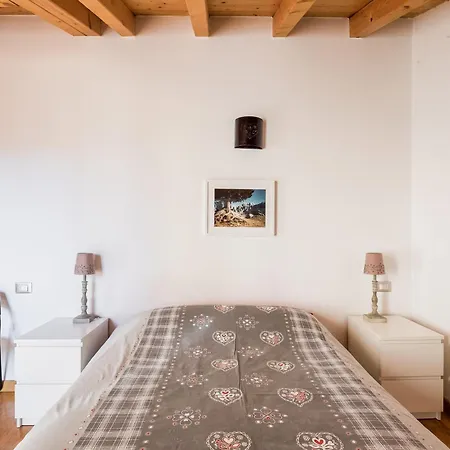 Attic In Historical Center Apartmán